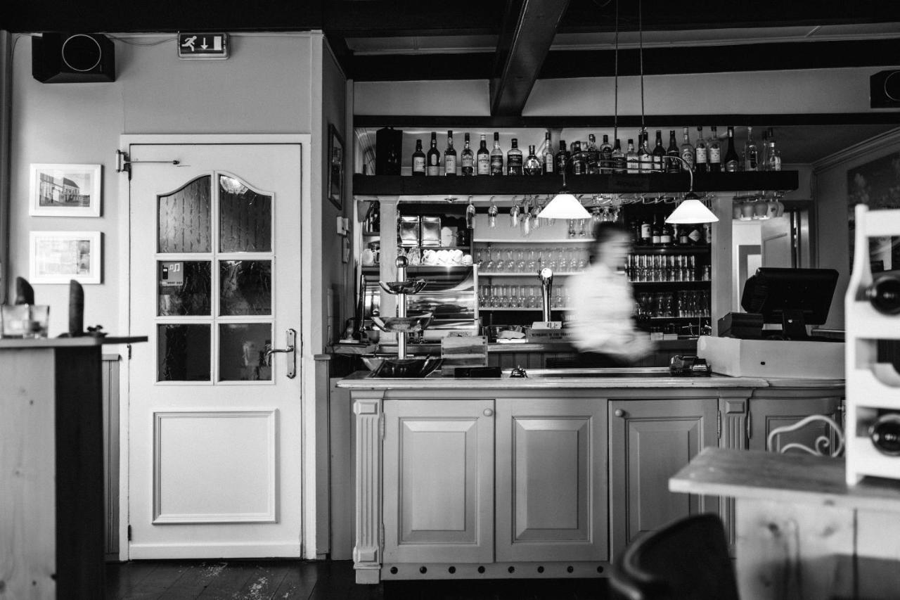 Hotel Restaurant De Stadsherberg Franeker Ngoại thất bức ảnh